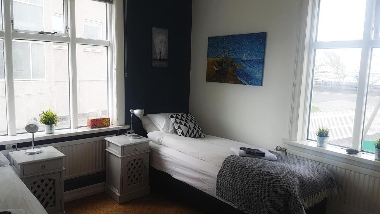 Refurinn Reykjavik Guesthouse Exteriör bild