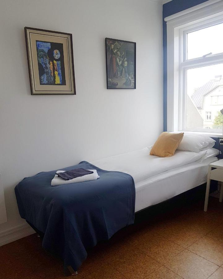 Refurinn Reykjavik Guesthouse Exteriör bild