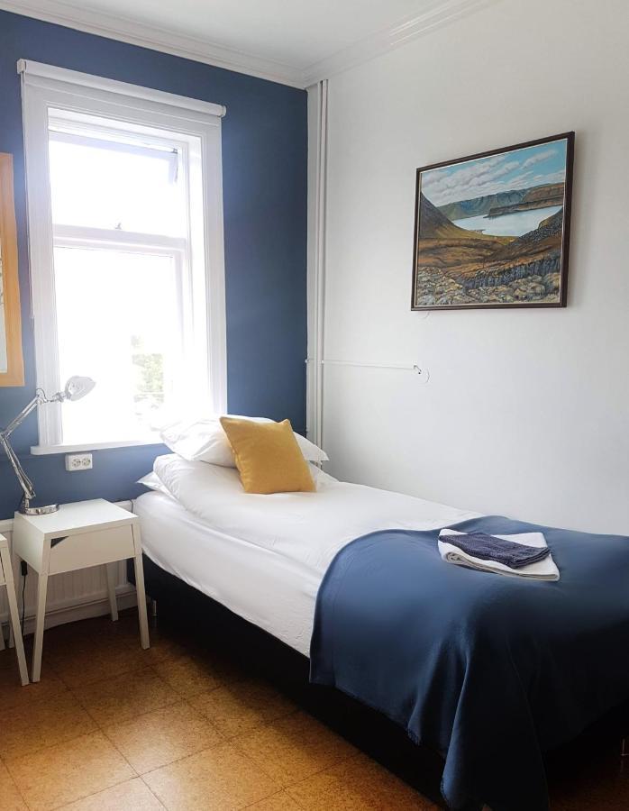 Refurinn Reykjavik Guesthouse Exteriör bild